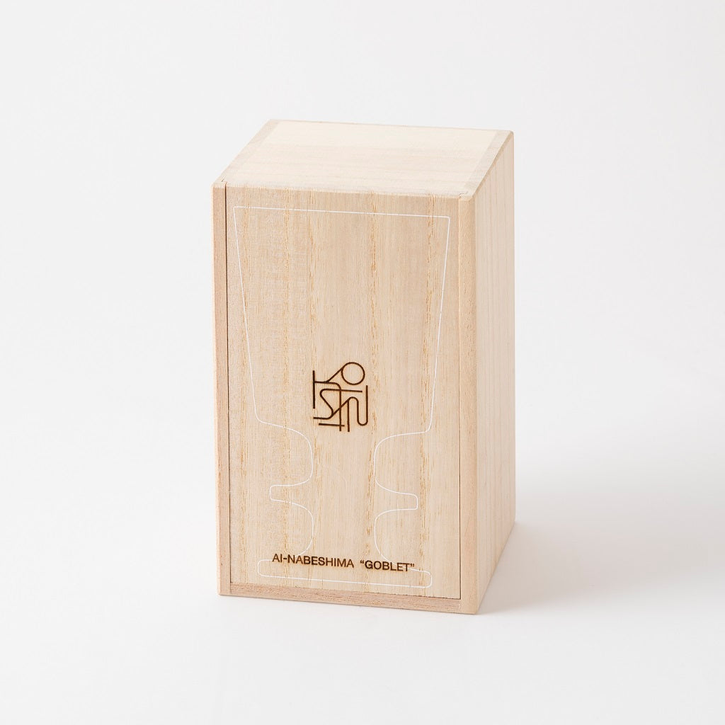 Ai Nabeshima Porcelain goblet box